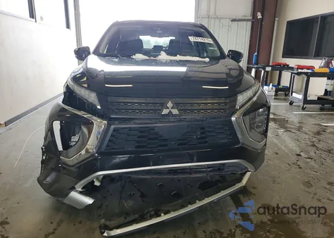 2022 Mitsubishi Eclipse Cross Se z USA, uszkodzony, nr VIN JA4ASWAA0NZ046837
